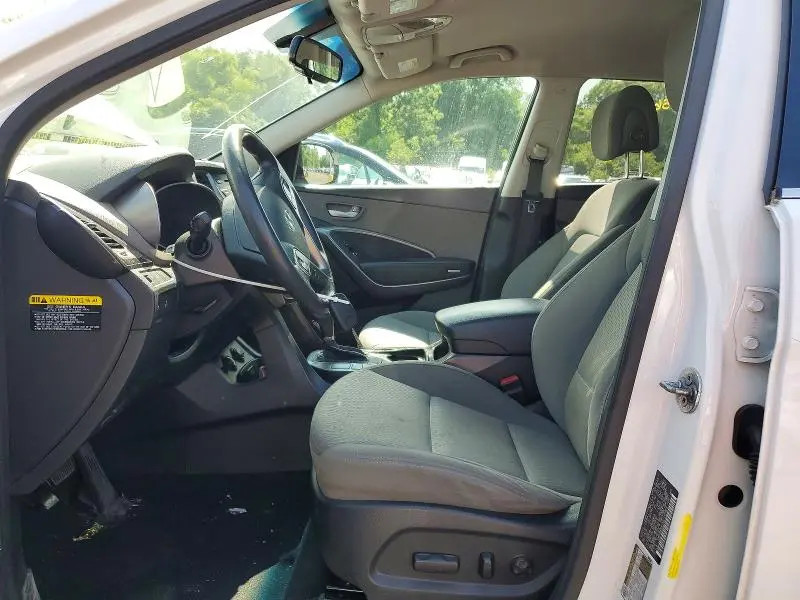 2016 HYUNDAI SANTA FE SE  