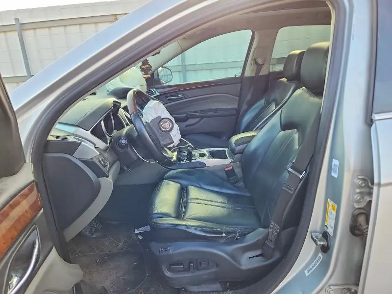 2011 CADILLAC SRX   