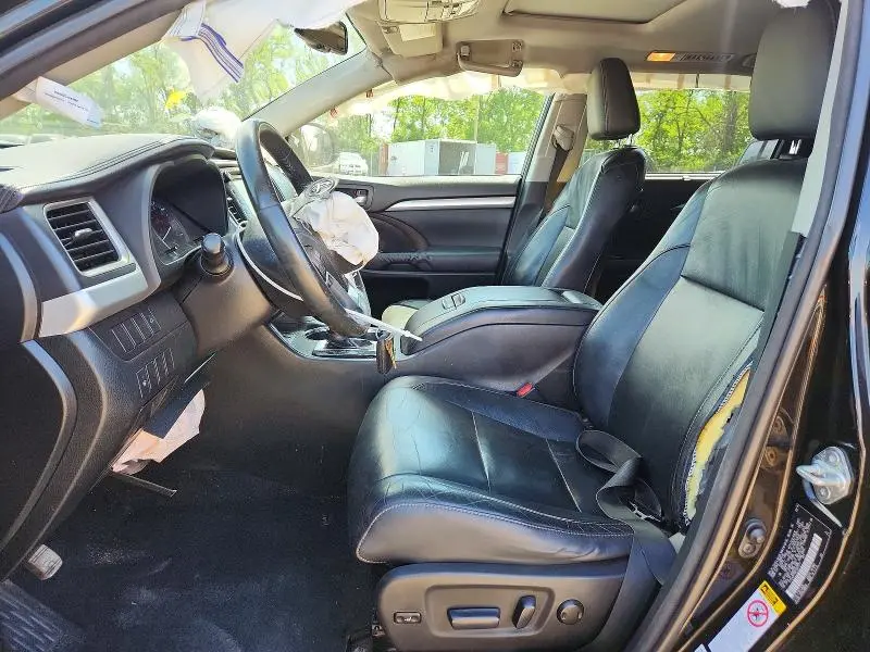 2014 TOYOTA HIGHLANDER XLE  