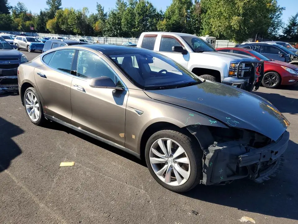 2015 TESLA MODEL S 85D  