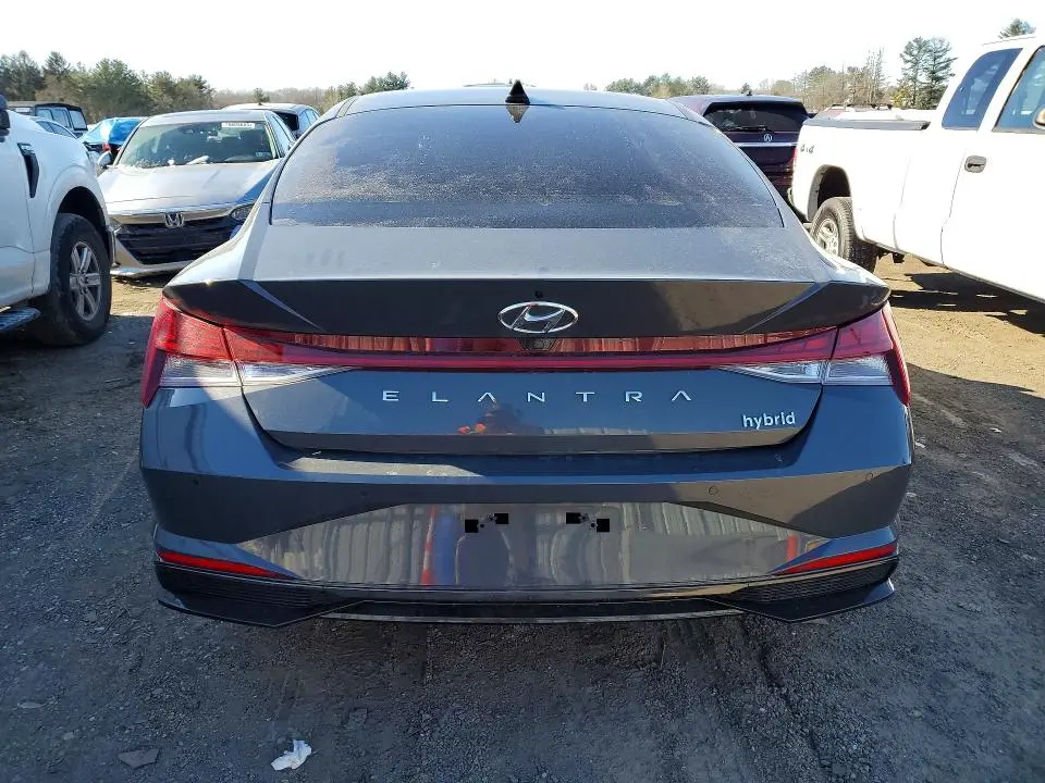 2023 HYUNDAI ELANTRA   