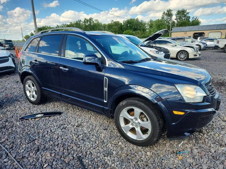 2014 CHEVROLET CAPTIVA LT  