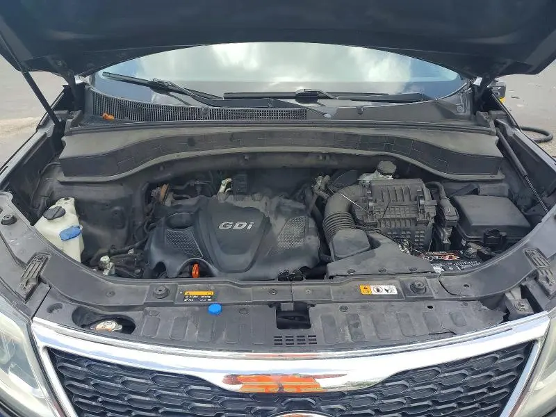 2014 KIA SORENTO LX  