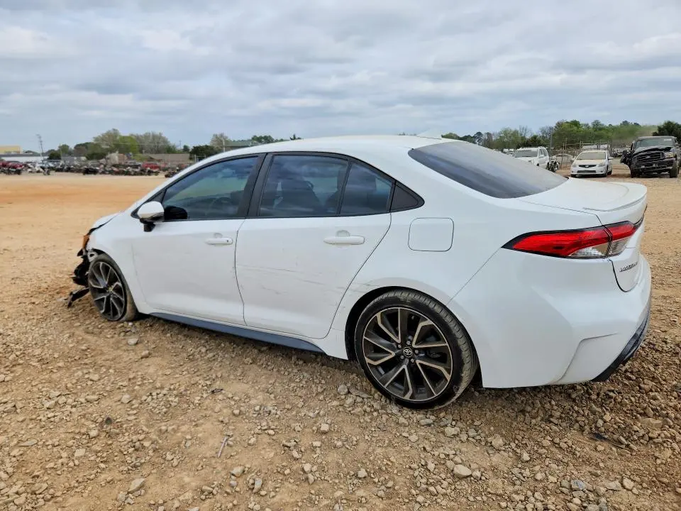 2020 TOYOTA COROLLA SE  