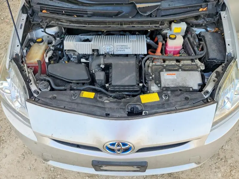 2011 TOYOTA PRIUS THREE  