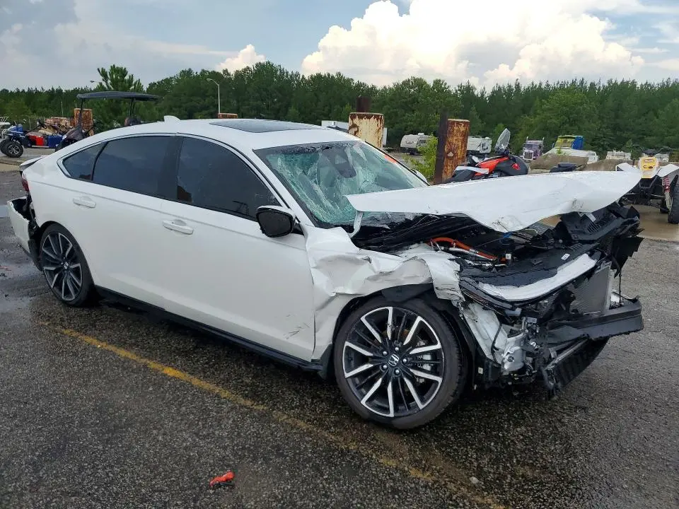 2025 HONDA ACCORD TOURING HYBRID  