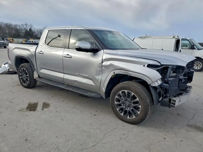 2025 TOYOTA TUNDRA CREWMAX LIMITED  