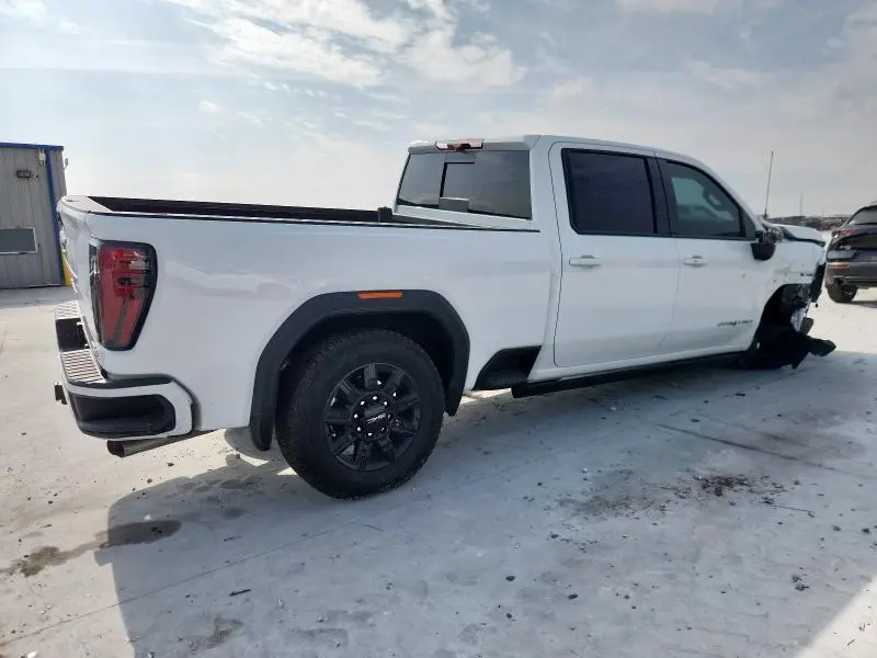 2025 GMC SIERRA K2500 AT4  