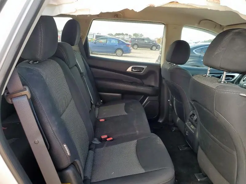 2018 NISSAN PATHFINDER S  