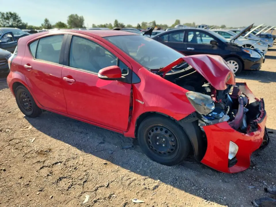 2015 TOYOTA PRIUS C ONE  