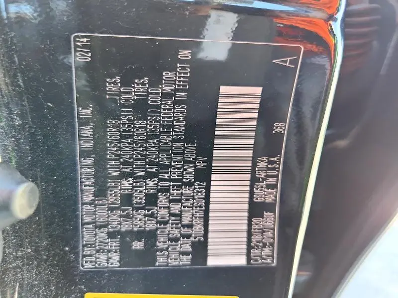 2014 TOYOTA HIGHLANDER LE  