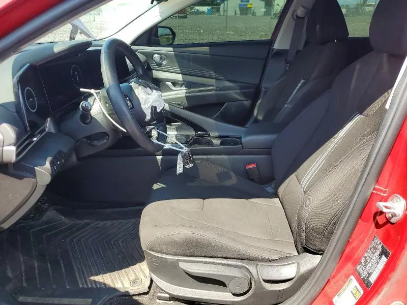 2023 HYUNDAI ELANTRA SEL  