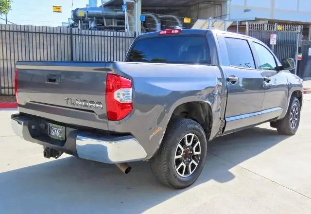 2021 TOYOTA TUNDRA CREWMAX SR5  
