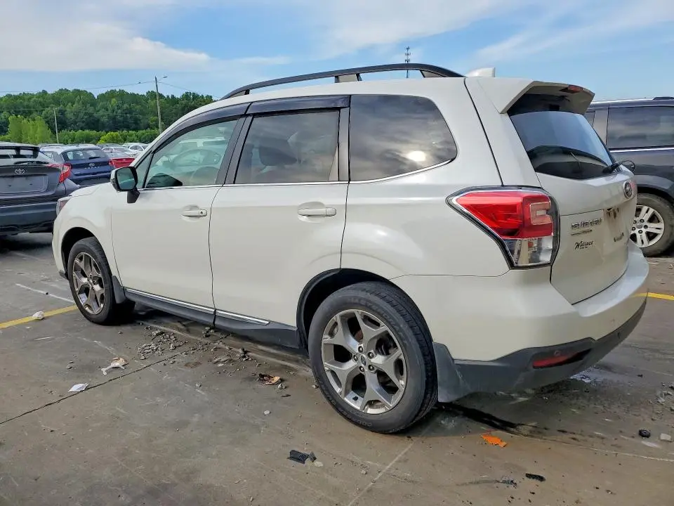 2018 SUBARU FORESTER   