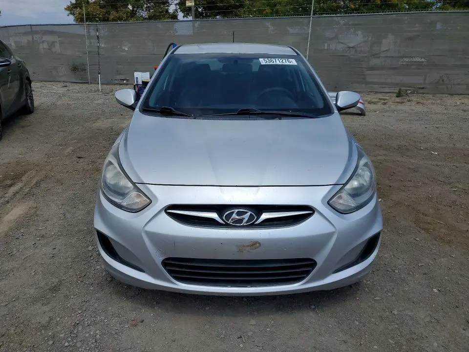 2013 HYUNDAI ACCENT GS  