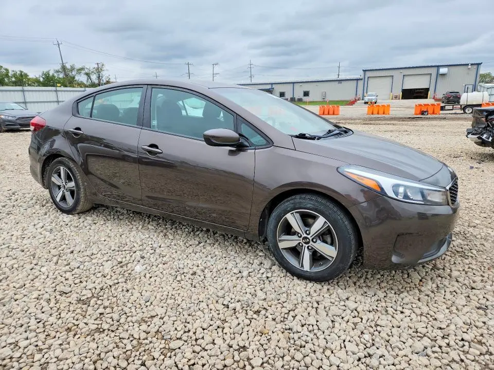 2018 KIA FORTE LX  