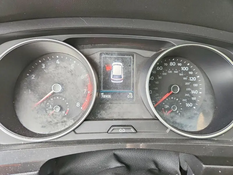 2018 VOLKSWAGEN TIGUAN SE  