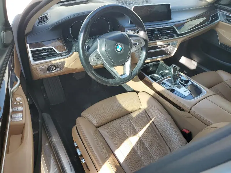 2019 BMW 740 I  