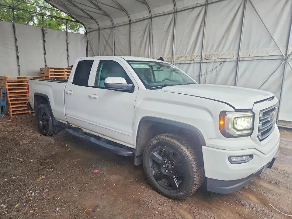 2017 GMC SIERRA K1500  