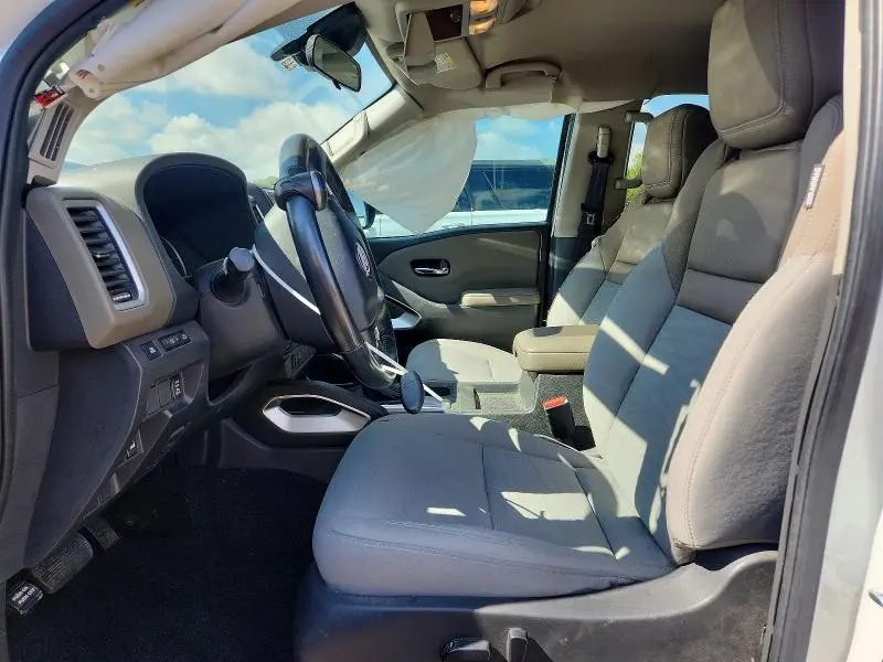 2023 NISSAN FRONTIER SV  