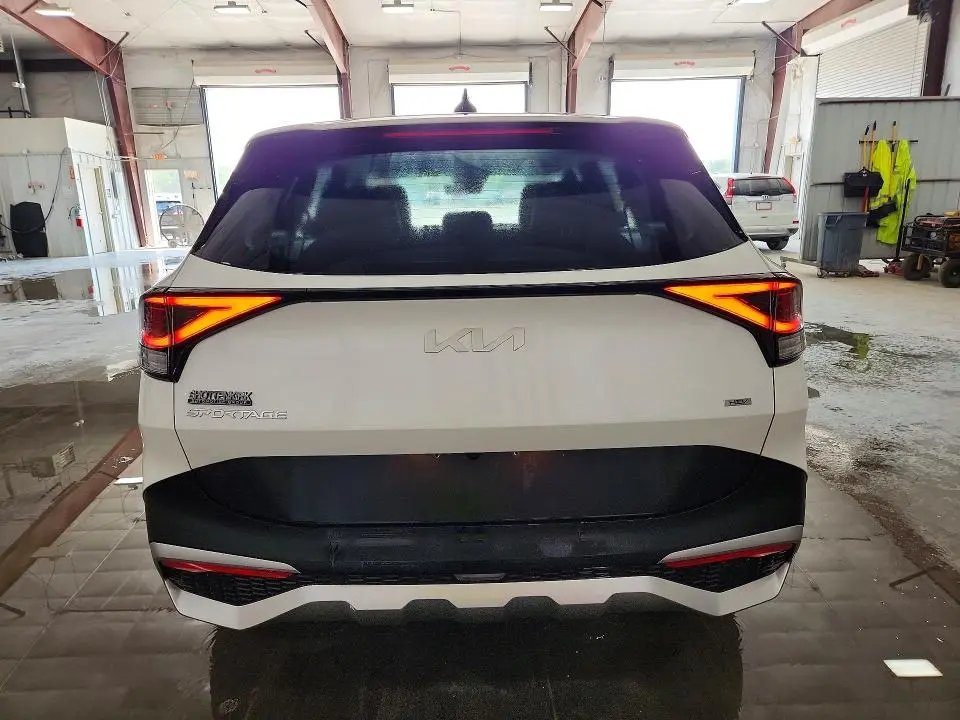 2023 KIA SPORTAGE LX  