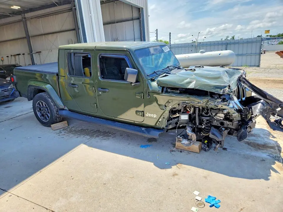 2021 JEEP GLADIATOR OVERLAND  