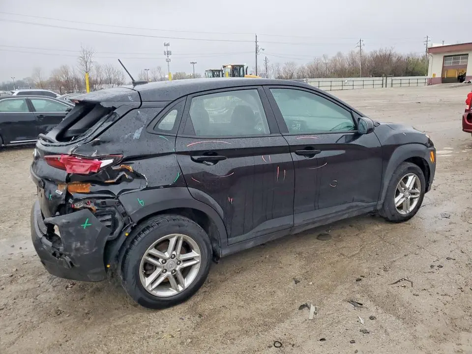 2021 HYUNDAI KONA SE  