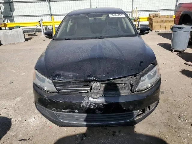 2013 VOLKSWAGEN JETTA SE  
