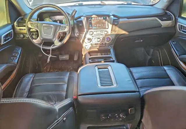 2018 GMC YUKON XL DENALI  