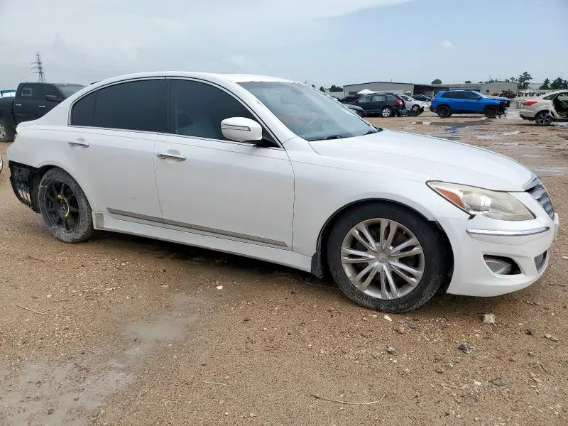 2012 HYUNDAI GENESIS 5.0L  