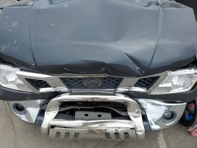 2013 NISSAN FRONTIER S  