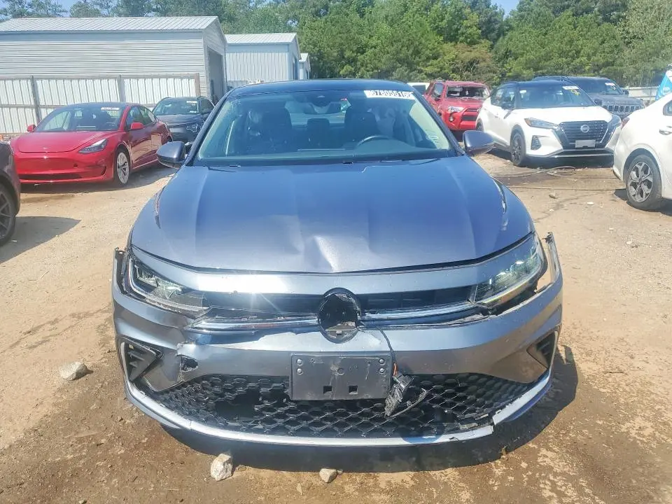 2025 VOLKSWAGEN JETTA SE  