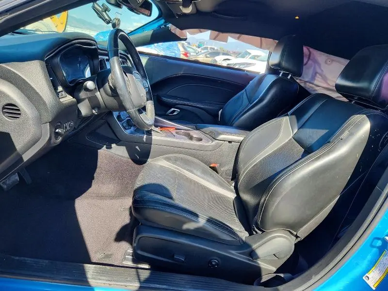 2016 DODGE CHALLENGER SXT  