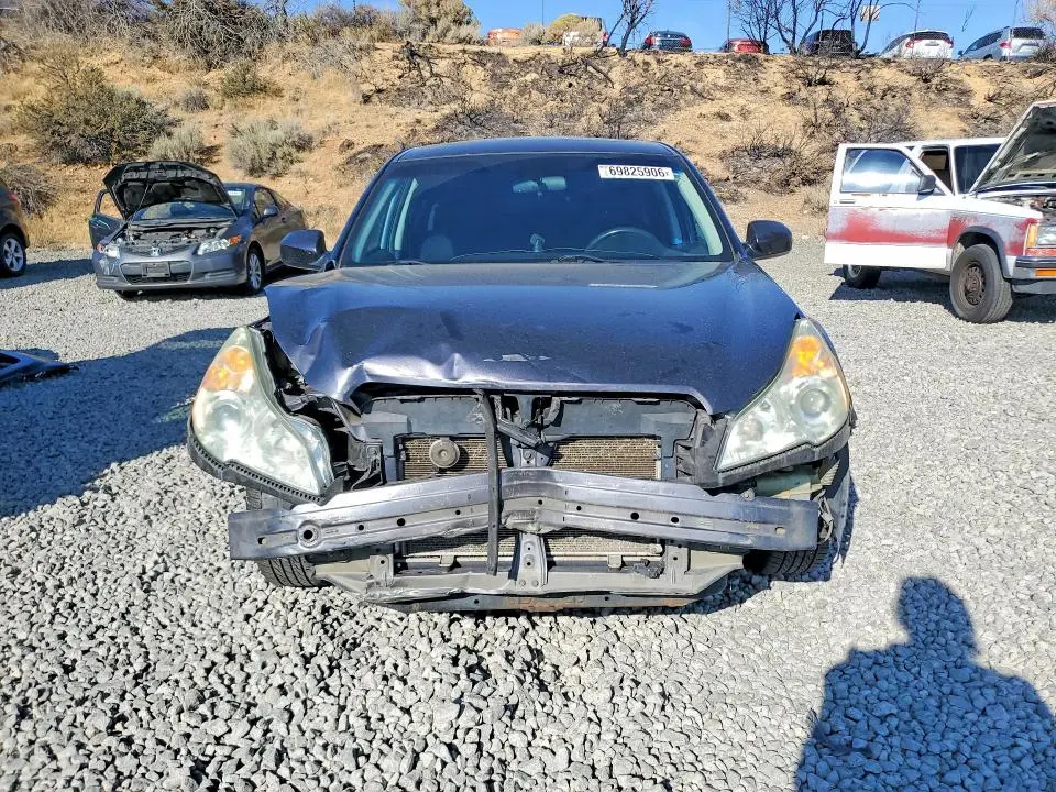 2010 SUBARU LEGACY 2.5I PREMIUM  