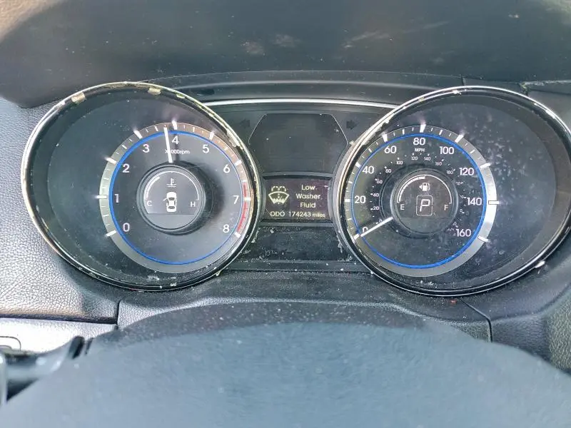 2013 HYUNDAI SONATA SE  