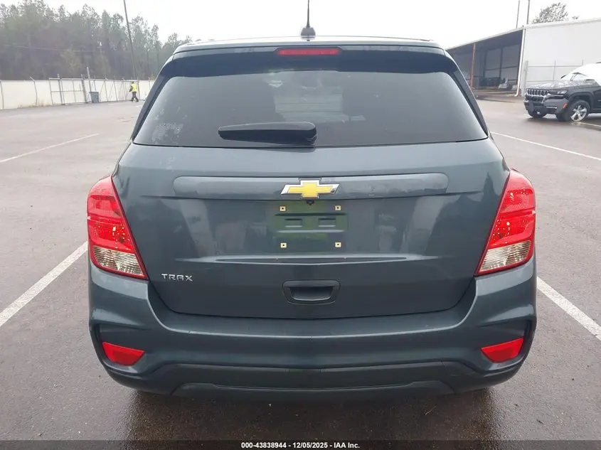 2022 CHEVROLET TRAX FWD LS