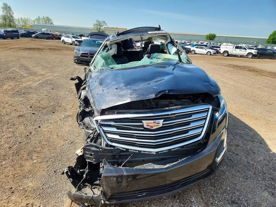 2017 CADILLAC XT5 PREMIUM LUXURY  
