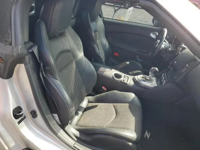 2010 NISSAN 370Z   