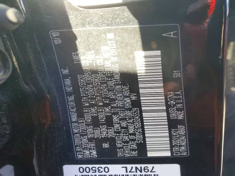 2011 TOYOTA SEQUOIA PLATINUM  