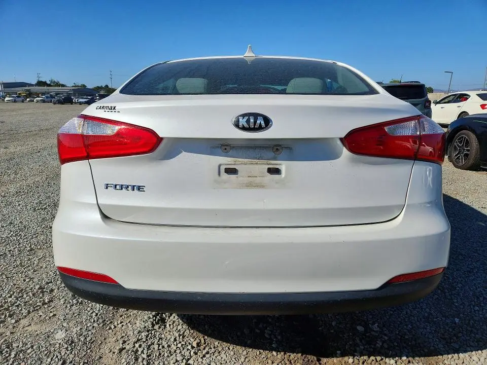 2014 KIA FORTE LX  