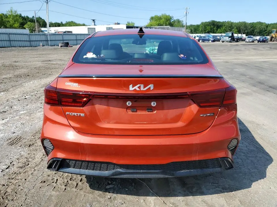 2023 KIA FORTE GT LIMITED  