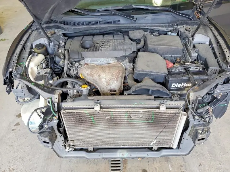 2011 TOYOTA CAMRY LE  