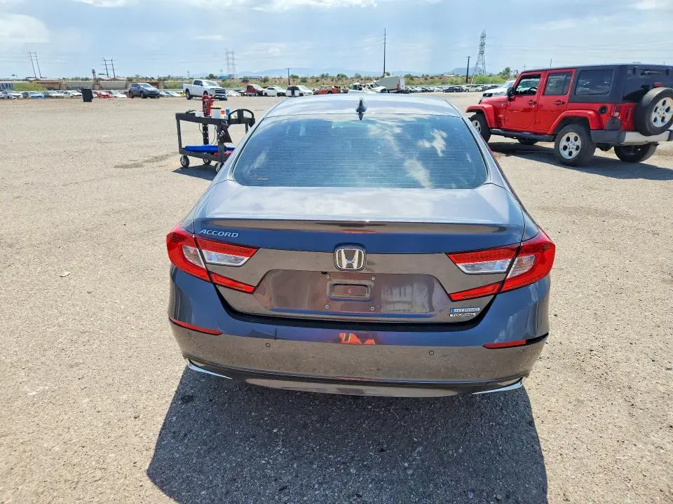2019 HONDA ACCORD TOURING HYBRID  