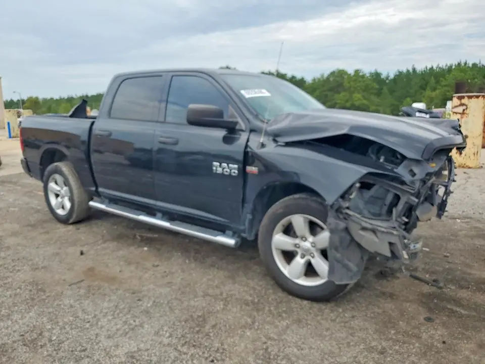 2016 RAM 1500 ST  