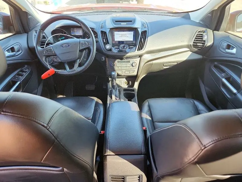 2017 FORD ESCAPE TITANIUM  