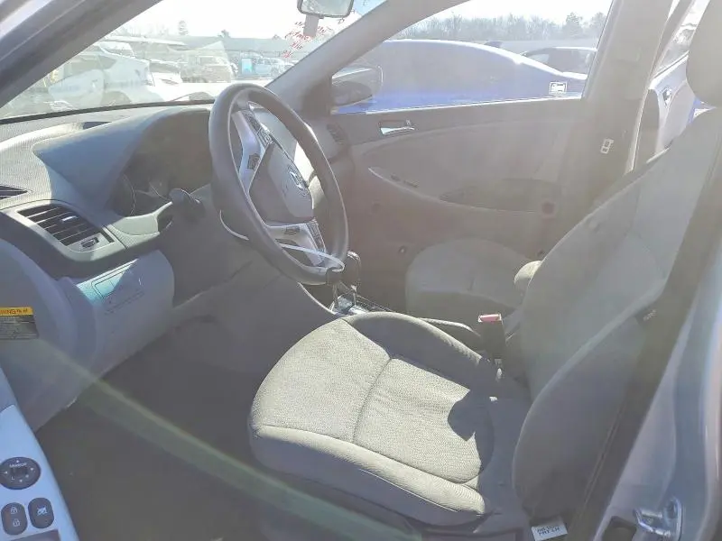 2013 HYUNDAI ACCENT GLS  