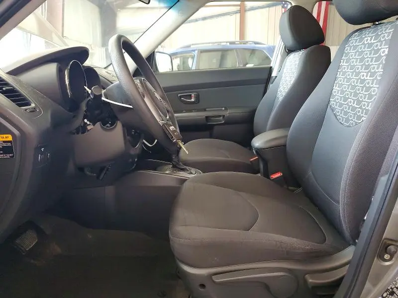 2011 KIA SOUL +  