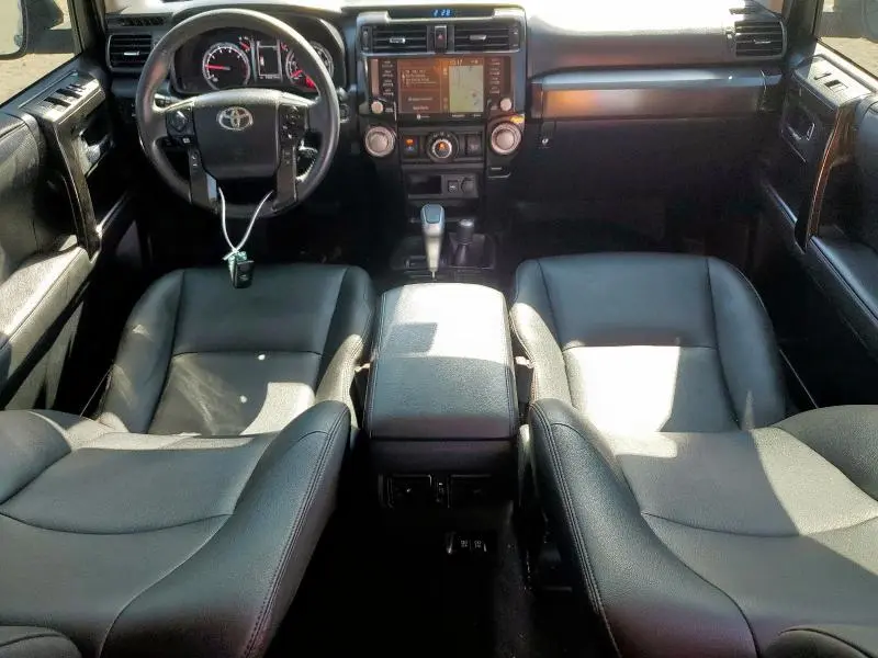 2020 TOYOTA 4RUNNER SR5/SR5 PREMIUM  