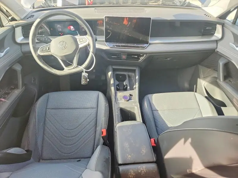 2026 VOLKSWAGEN TIGUAN SE  