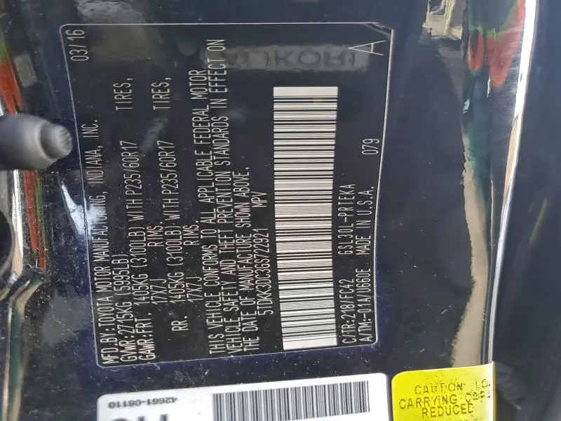 2016 TOYOTA SIENNA LE  